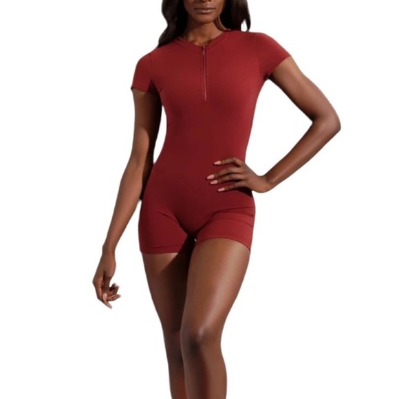 Buff Bunny Geo Cutout Short Sleeve Bodysuit Romper - Picture 2 of 6
